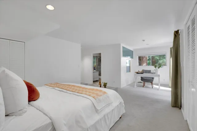 a view of deck and patio