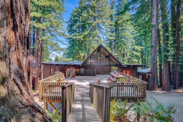 a view of outdoor space with seating space