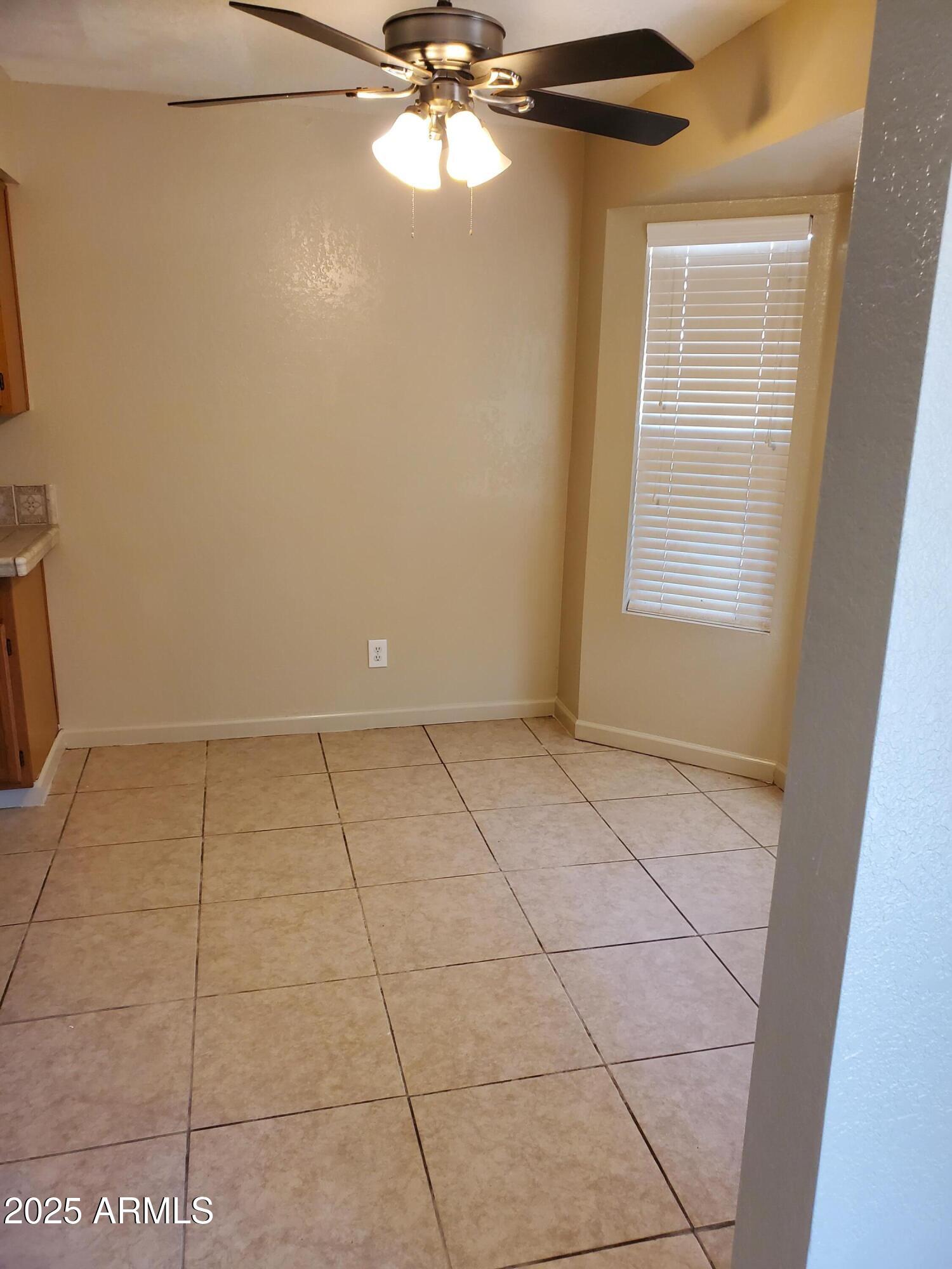 240 East Oak Street Huachuca City, AZ 85616 - Photo 24 of 43 Eat in kitchen area