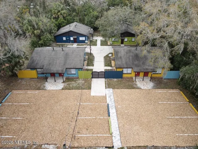 $490,000 | 521 East Jackson Avenue, Mount Dora, FL 32757