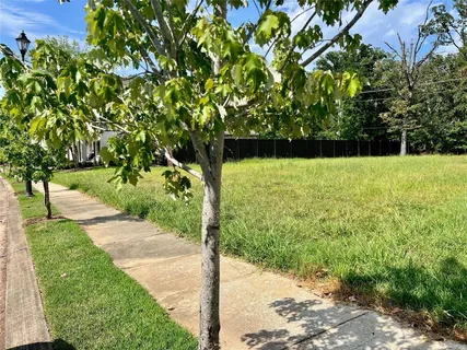 $249,000 | 1031 Winterberry Lane, Unit 1B4, Shreveport, LA 71106