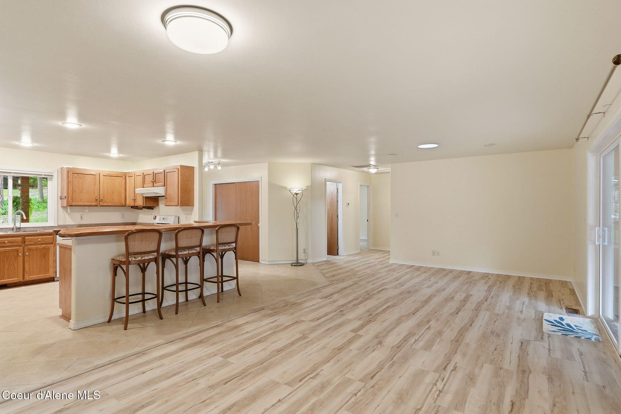 955 Bottle Bay Road Sagle, ID 83860 - Photo 12 of 66 Living Area