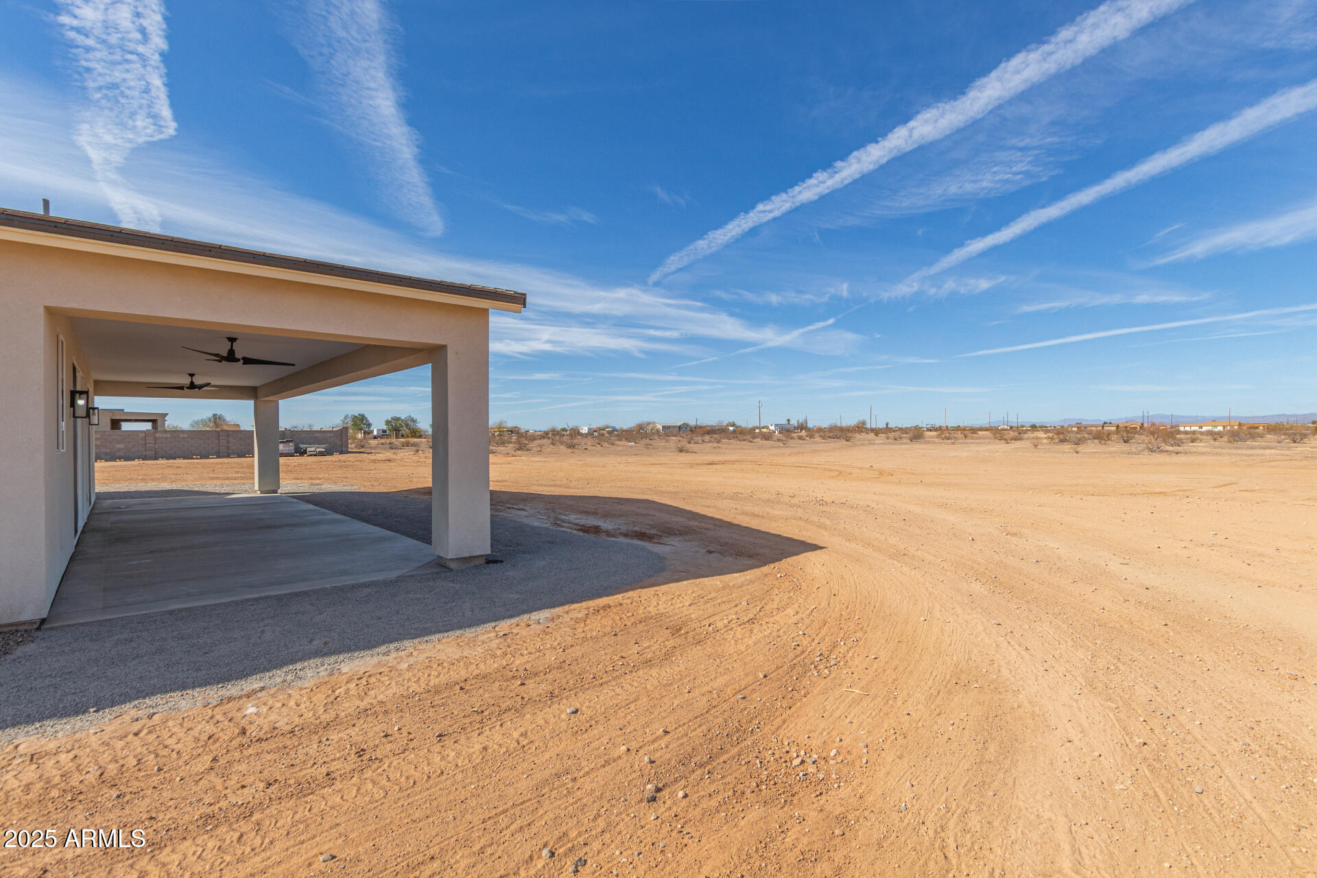 24032 West Redbird Road Wittmann, AZ 85361 - Photo 32 of 35 31-Redbird