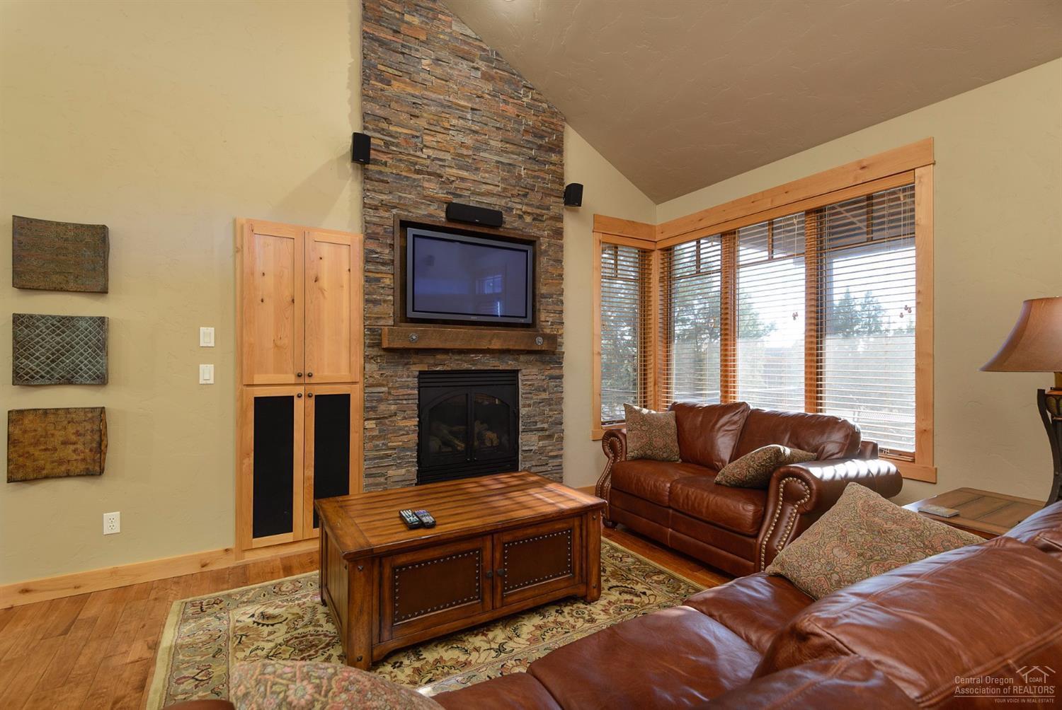 16744 South W Brasada Ranch Road Powell Butte, OR 97753 - Photo 3 of 24 Gallery Image 3