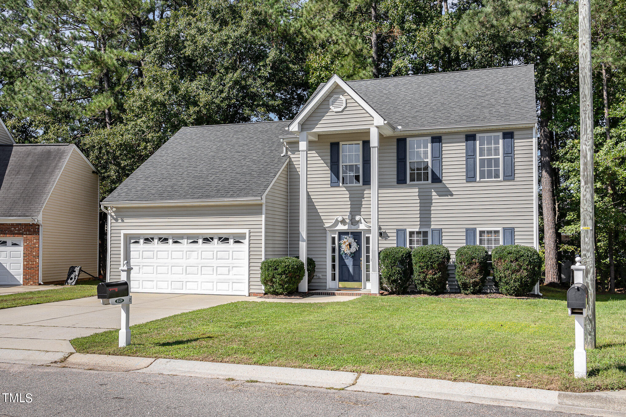 8329 Neuse Lawn Road Raleigh, NC 27616 - Photo 3 of 25 001_r6ii4717-edit