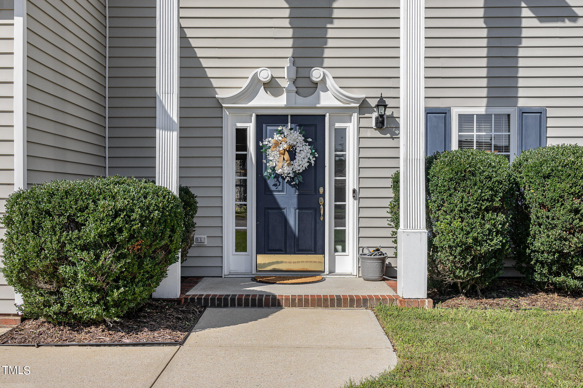 8329 Neuse Lawn Road Raleigh, NC 27616 - Photo 4 of 25 004_r6ii4718-edit