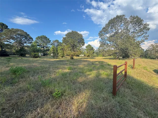 $127,500 | 440 Private Road 8385, Hillister, TX 77624