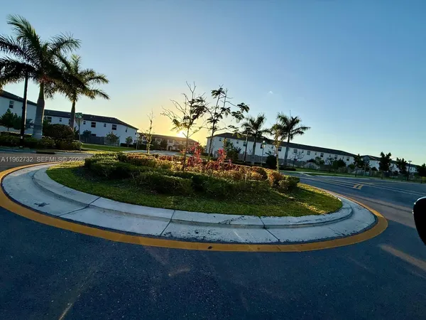 $3,200 | 12612 Northwest 23rd Place, Unit 12612, Miami, FL 33167