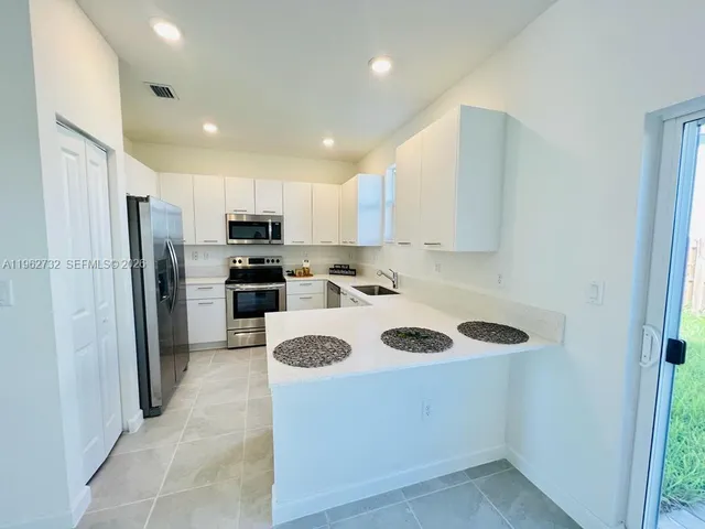 $3,000 | 12612 Northwest 23rd Place, Miami, FL 33167