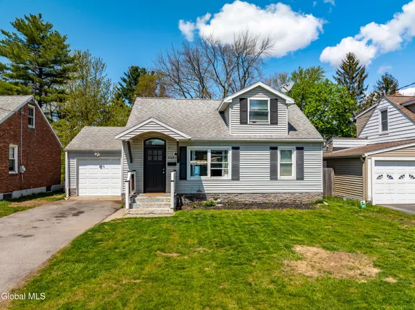 $300,000 | 2023 Robinwood Avenue, Rotterdam, NY 12306