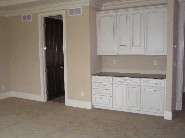 4639 Coach Road Columbus, OH 43220 - Photo 6 of 10