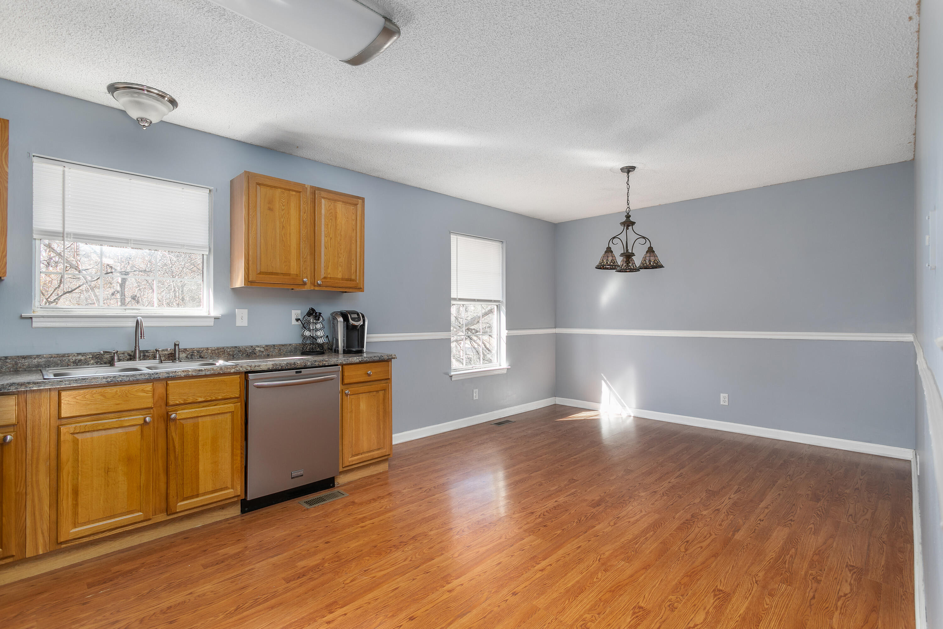 1478 Bowman Road Hixson, TN 37343 - Photo 6 of 14 1478 Bowman Rd_Kitchen & Dining
