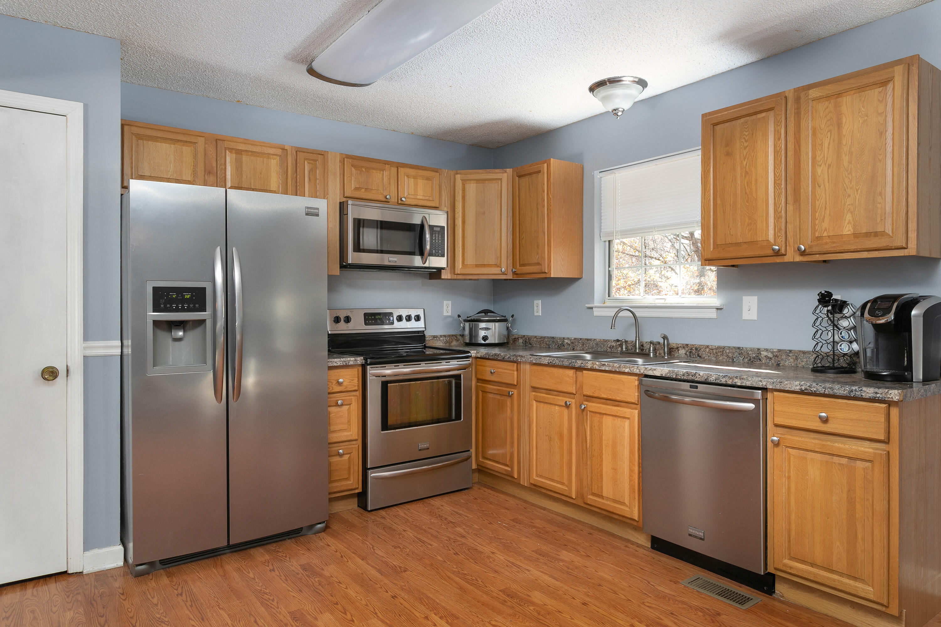 1478 Bowman Road Hixson, TN 37343 - Photo 7 of 14 1478 Bowman Rd_Kitchen