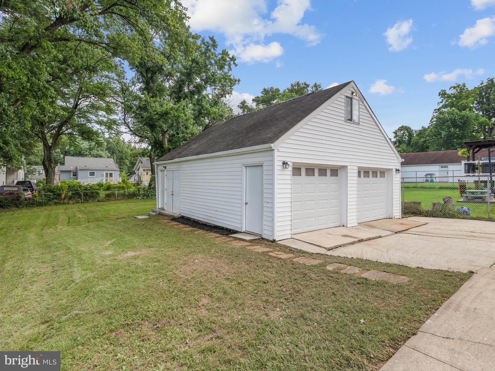 25 Mansion Road Linthicum Heights, MD 21090 - Photo 24 of 26 a view of a house with a backyard