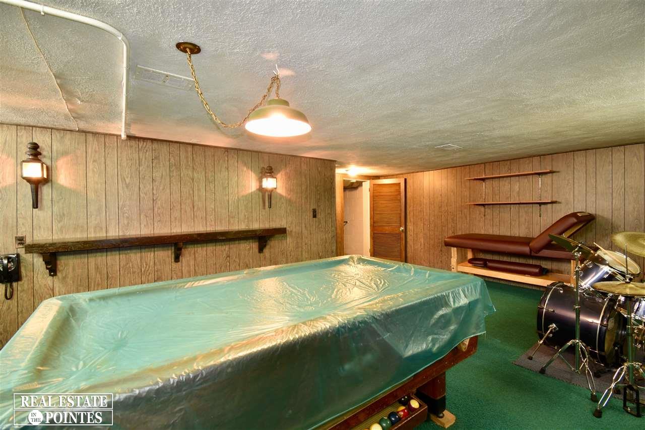 1699 Severn Road Grosse Pointe Woods, MI 48236 - Photo 28 of 28