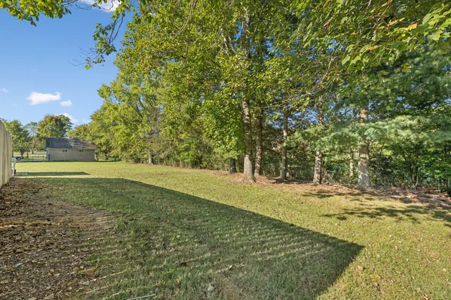 $379,900 | 350 Greenbriar Circle, Manchester, TN 37355