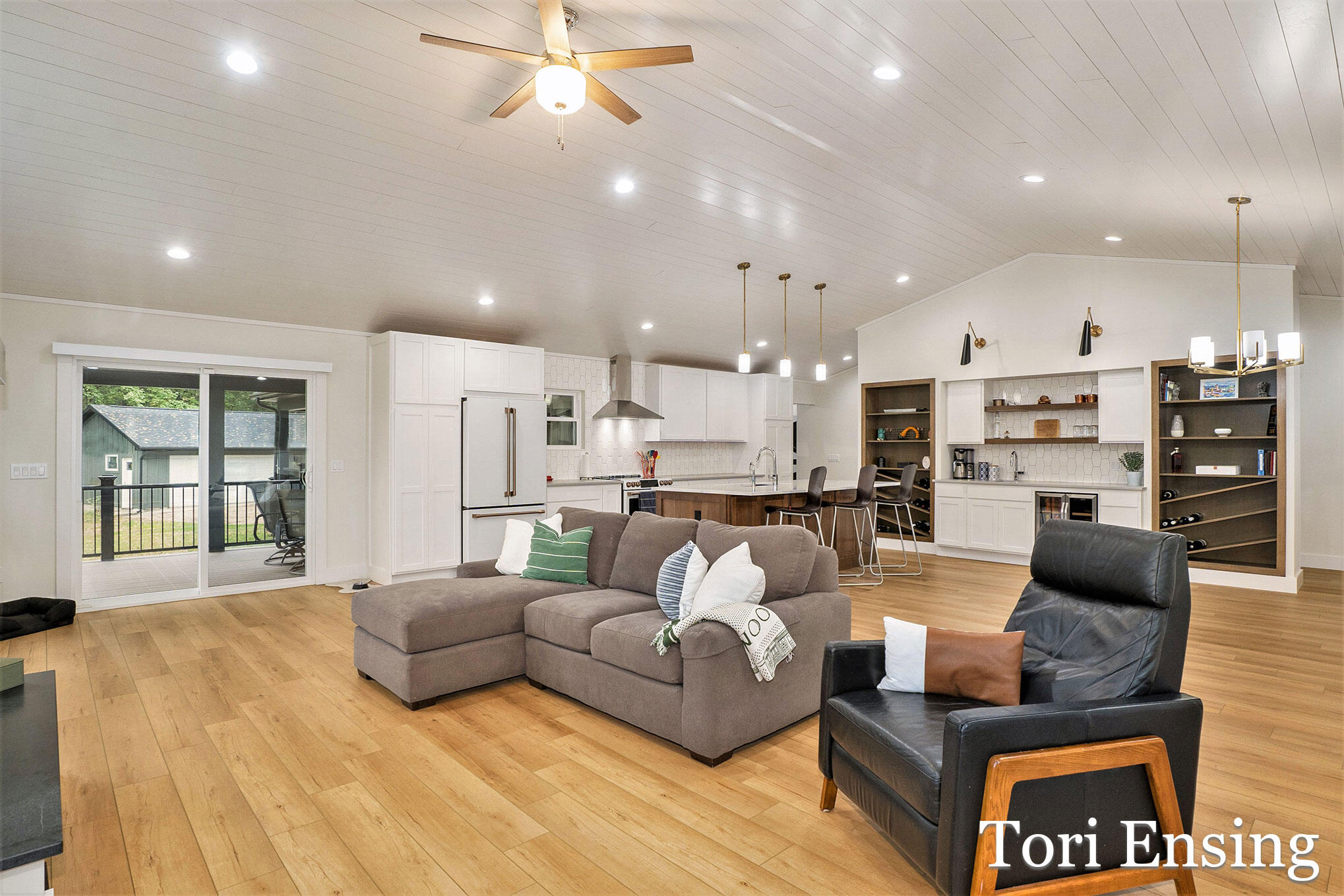 1520 South Vining Road Greenville, MI 48838 - Photo 8 of 35 DSC06335