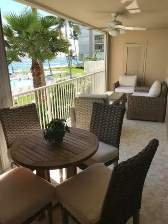 a view of livingroom with furniture