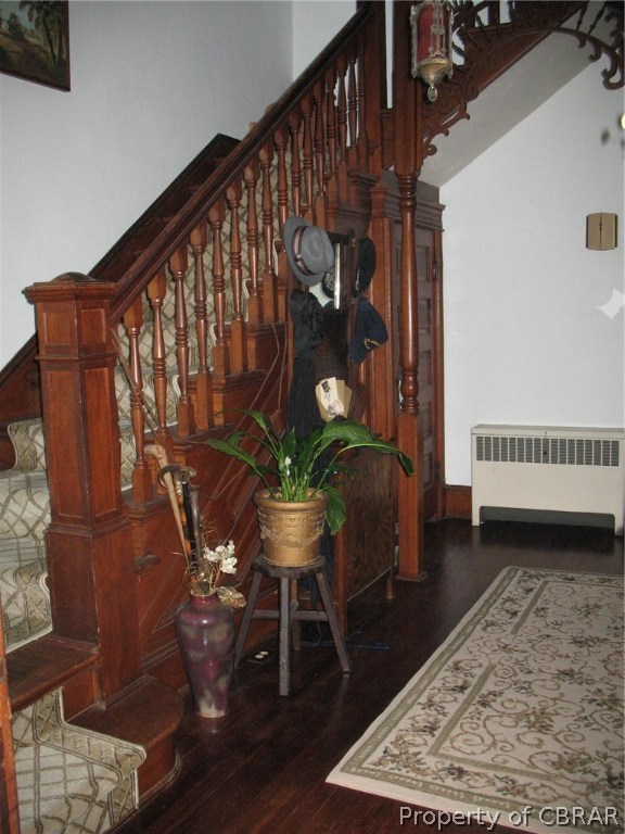 1611 Regent Road Topping, VA 23169 - Photo 29 of 29 stairway