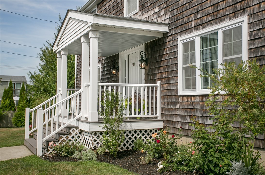 174 Reservoir Road Middletown, RI 02842 - Photo 3 of 50