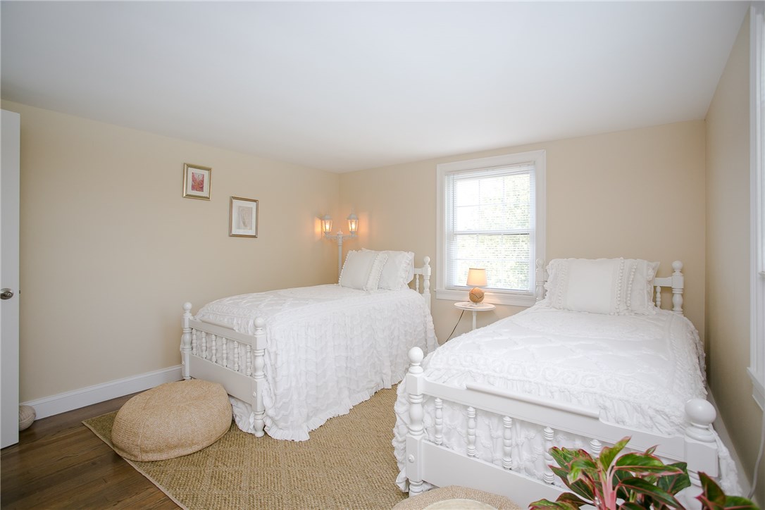 174 Reservoir Road Middletown, RI 02842 - Photo 34 of 50
