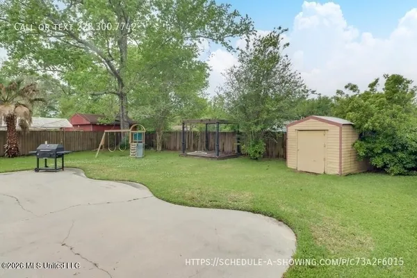 $2,100 | 7201 Bienville Drive, Biloxi, MS 39532