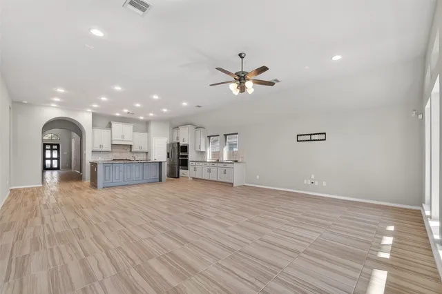 $3,200 | 3610 Brattain Drive, Rosharon, TX 77583