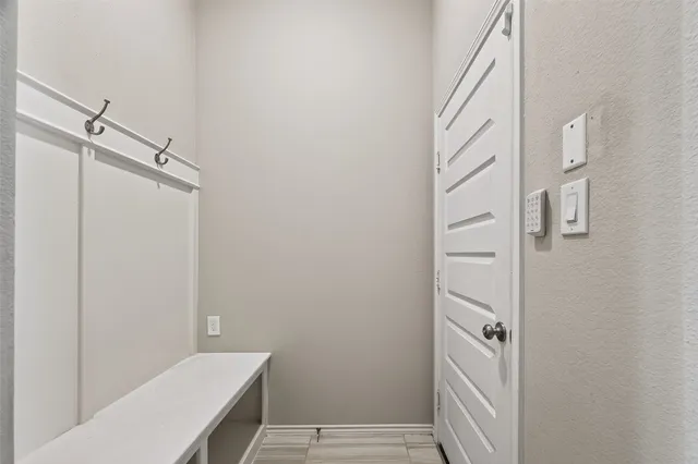 $3,200 | 3610 Brattain Drive, Rosharon, TX 77583