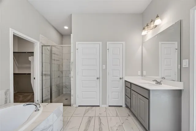 $3,200 | 3610 Brattain Drive, Rosharon, TX 77583