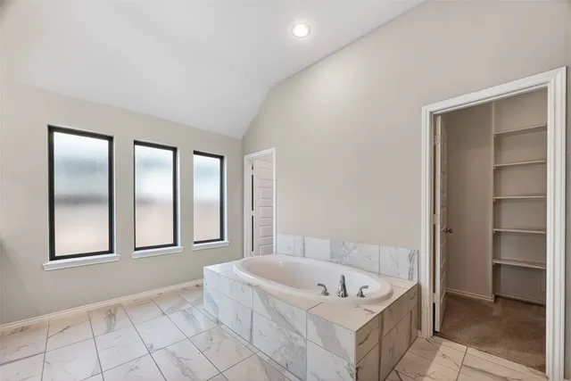 $3,200 | 3610 Brattain Drive, Rosharon, TX 77583