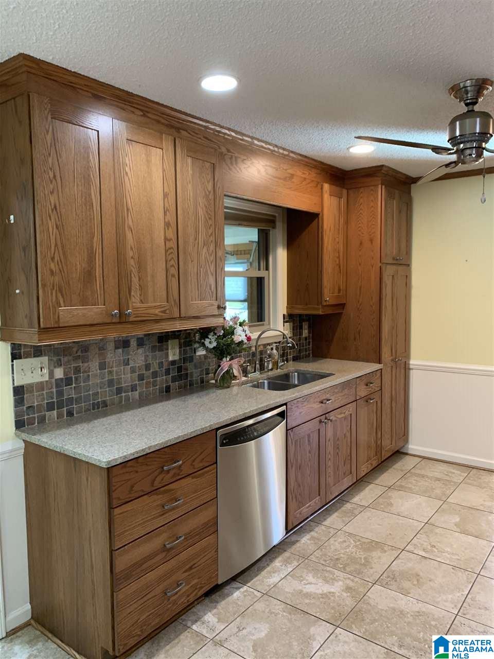900 Ryecroft Road Pelham, AL 35124 - Photo 11 of 23