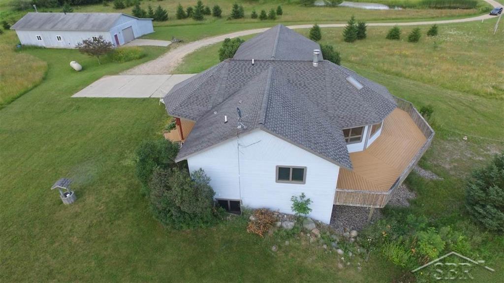 6085 Round Lake Road Gladwin, MI 48624 - Photo 26 of 38
