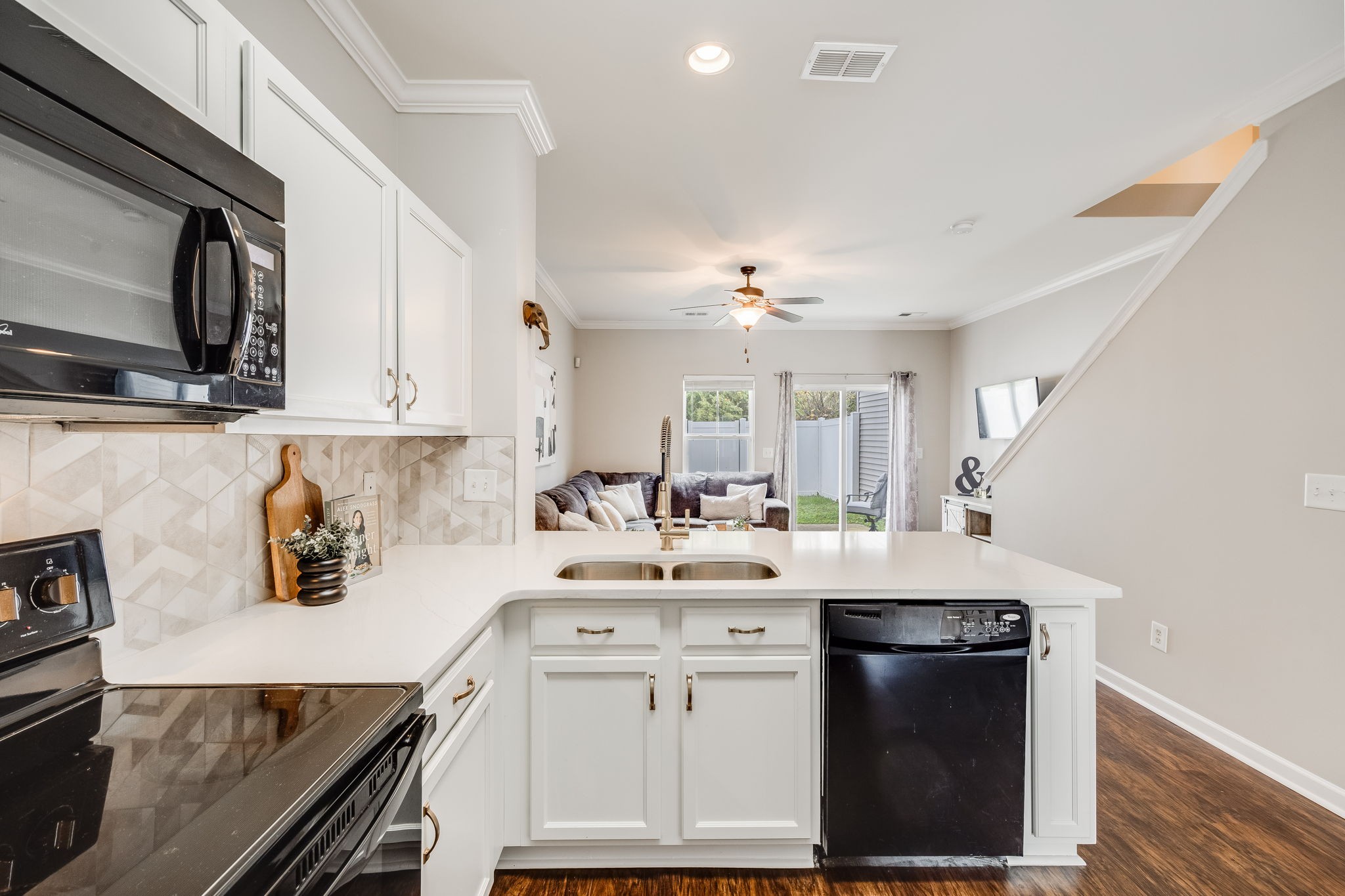1382 Rural Hill Road, Unit 329 Antioch, TN 37013 - Photo 8 of 30 Great workspace and flow in this kitchen.