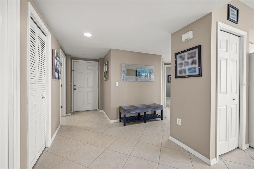 960 Starkey Road, Unit 2501 Largo, FL 33771 - Photo 12 of 37