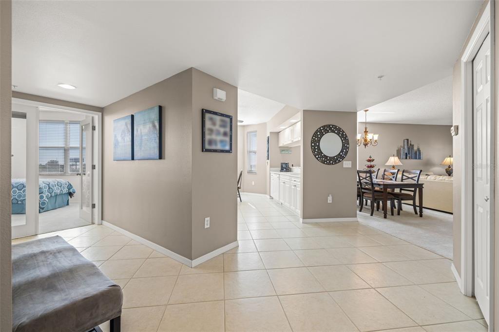 960 Starkey Road, Unit 2501 Largo, FL 33771 - Photo 13 of 37