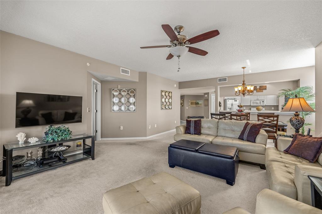 960 Starkey Road, Unit 2501 Largo, FL 33771 - Photo 3 of 37