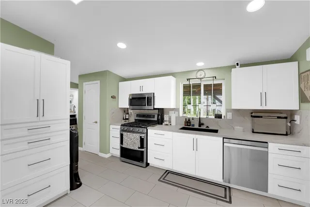 $359,990 | 316 Montgomery Street, Beatty, NV 89003