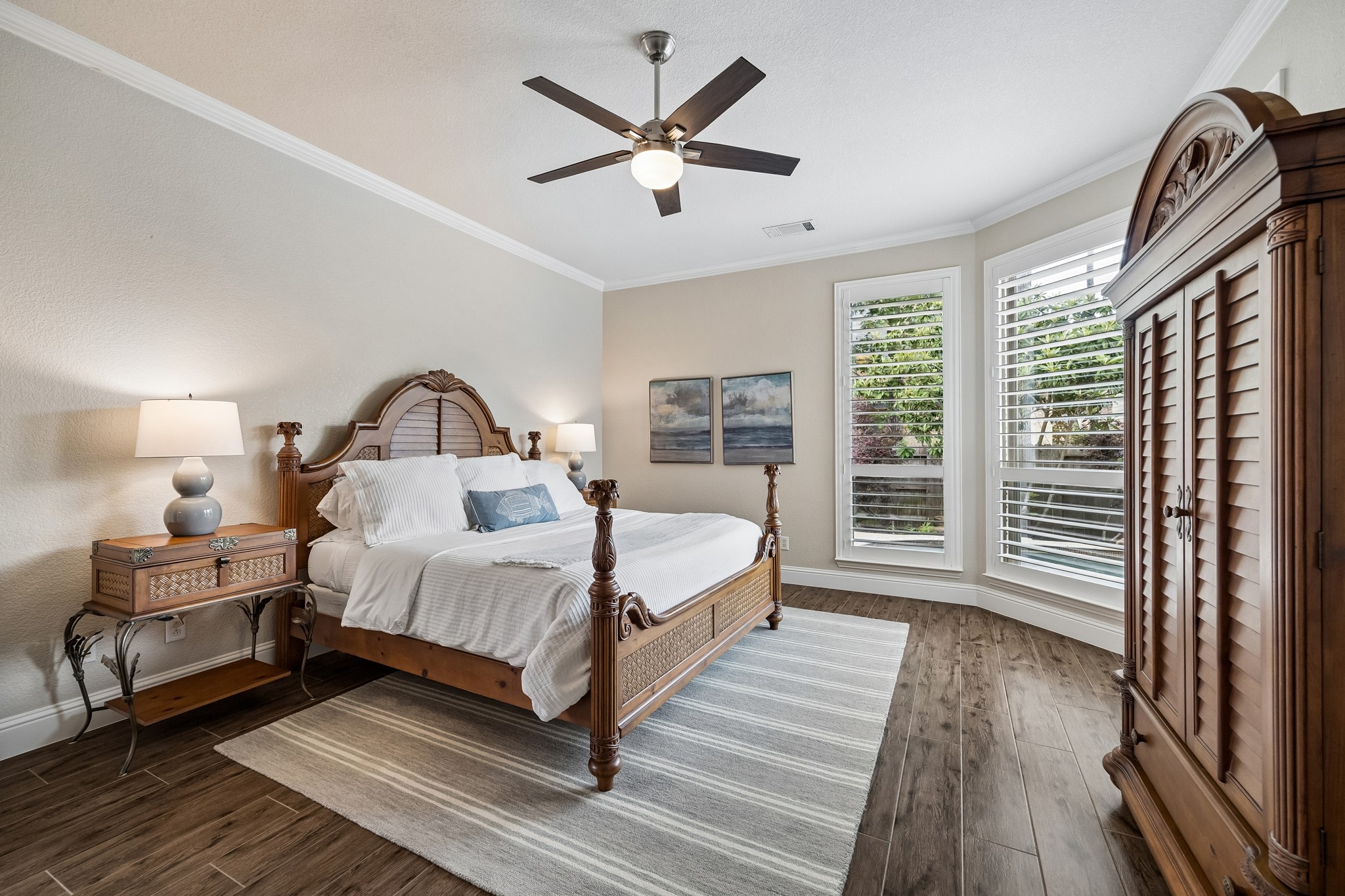 12523 Cedar Key Trail Humble, TX 77346 - Photo 14 of 33 a bedroom with a large bed and a large window