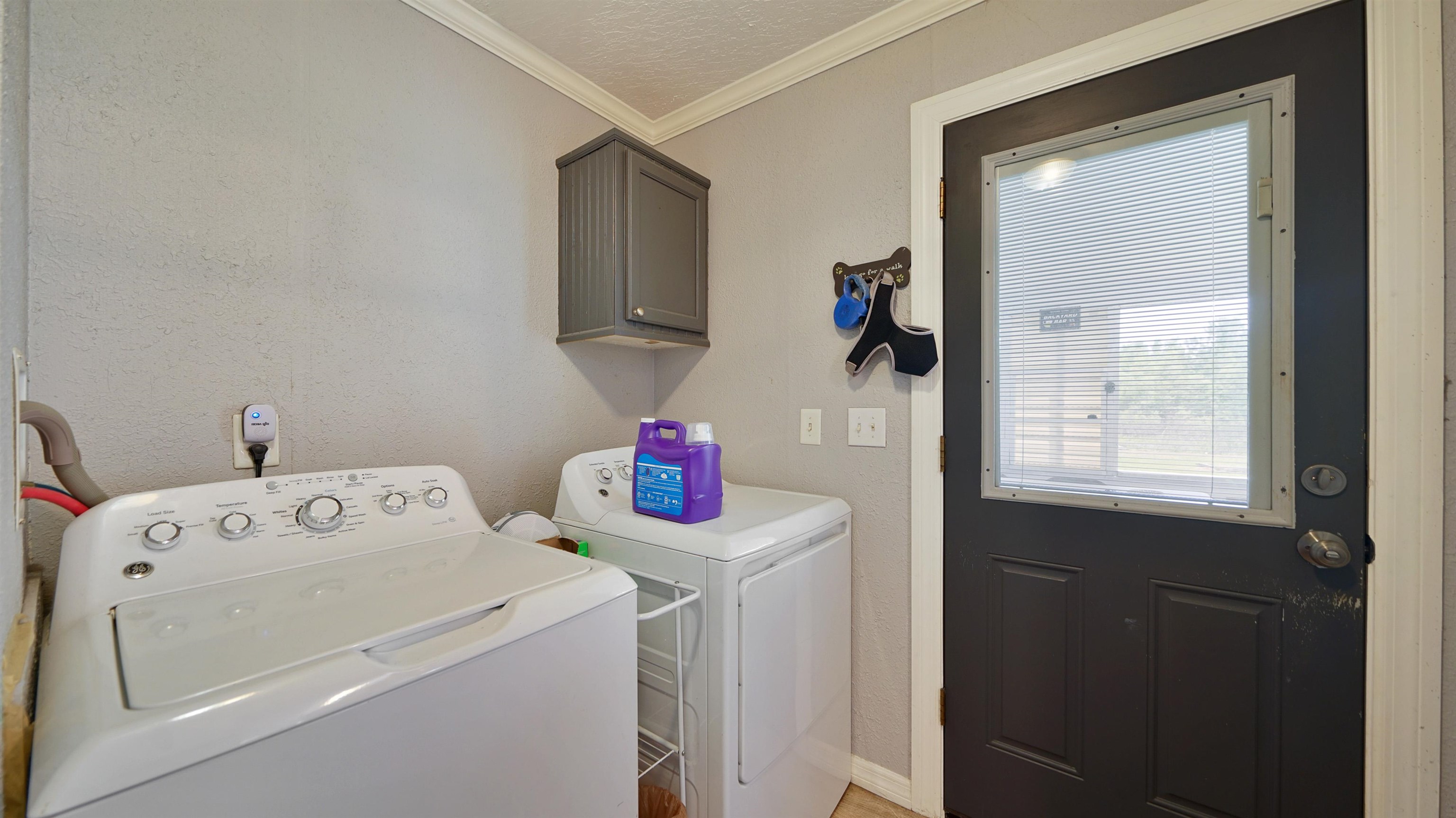 117 Jack Road Palatka, FL 32177 - Photo 24 of 34 a utility room with dryer and washer