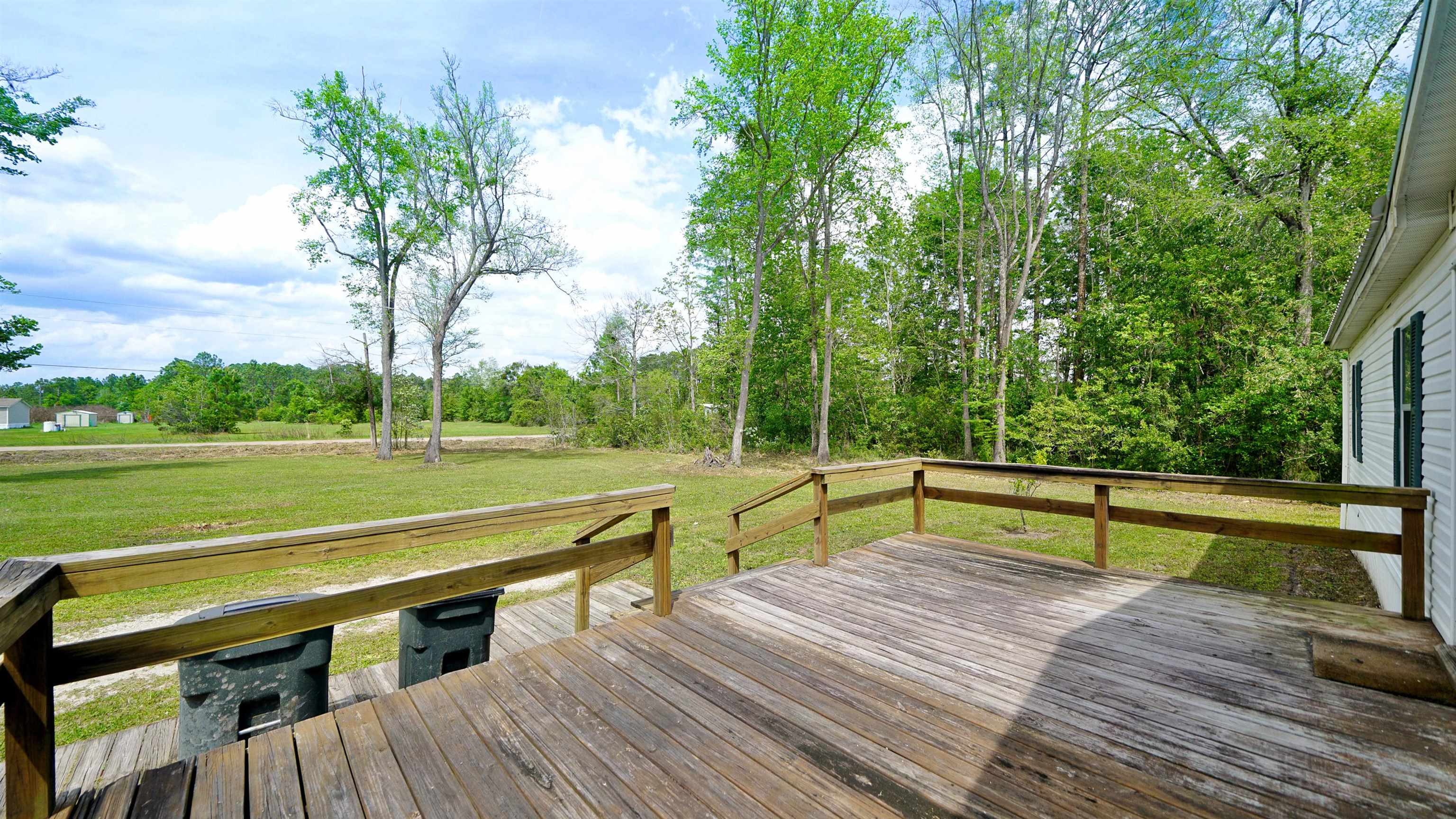 117 Jack Road Palatka, FL 32177 - Photo 3 of 34 a view of park with wooden floor and bench