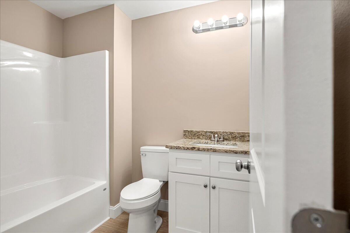 207 Mitchell Street Corbin, KY 40701 - Photo 17 of 38 13-Main Bath