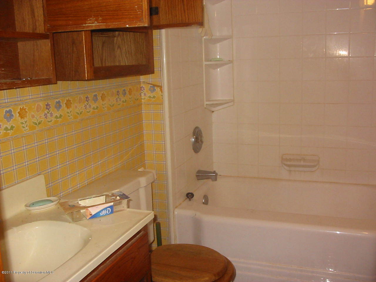 58 A Roemerville Road Greentown, PA 18426 - Photo 9 of 11 Gallery Image 9
