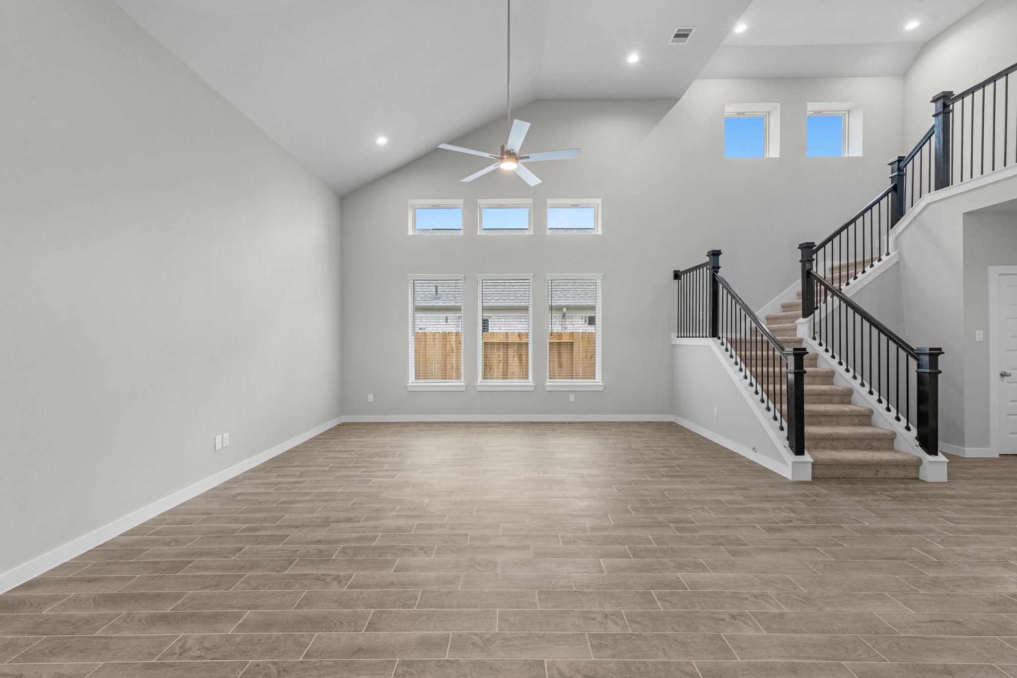 3126 Soaring Pines Trail Conroe, TX 77301 - Photo 5 of 30
