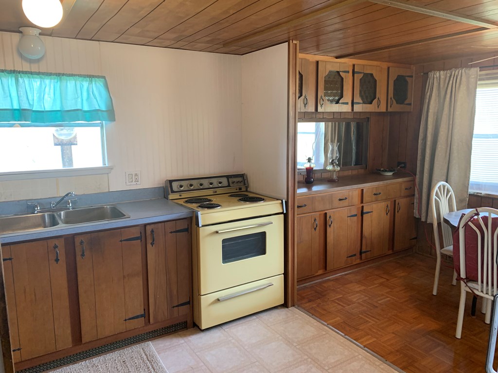 17445 Station Road Centerville, PA 16404 - Photo 8 of 37 Gallery Image 8