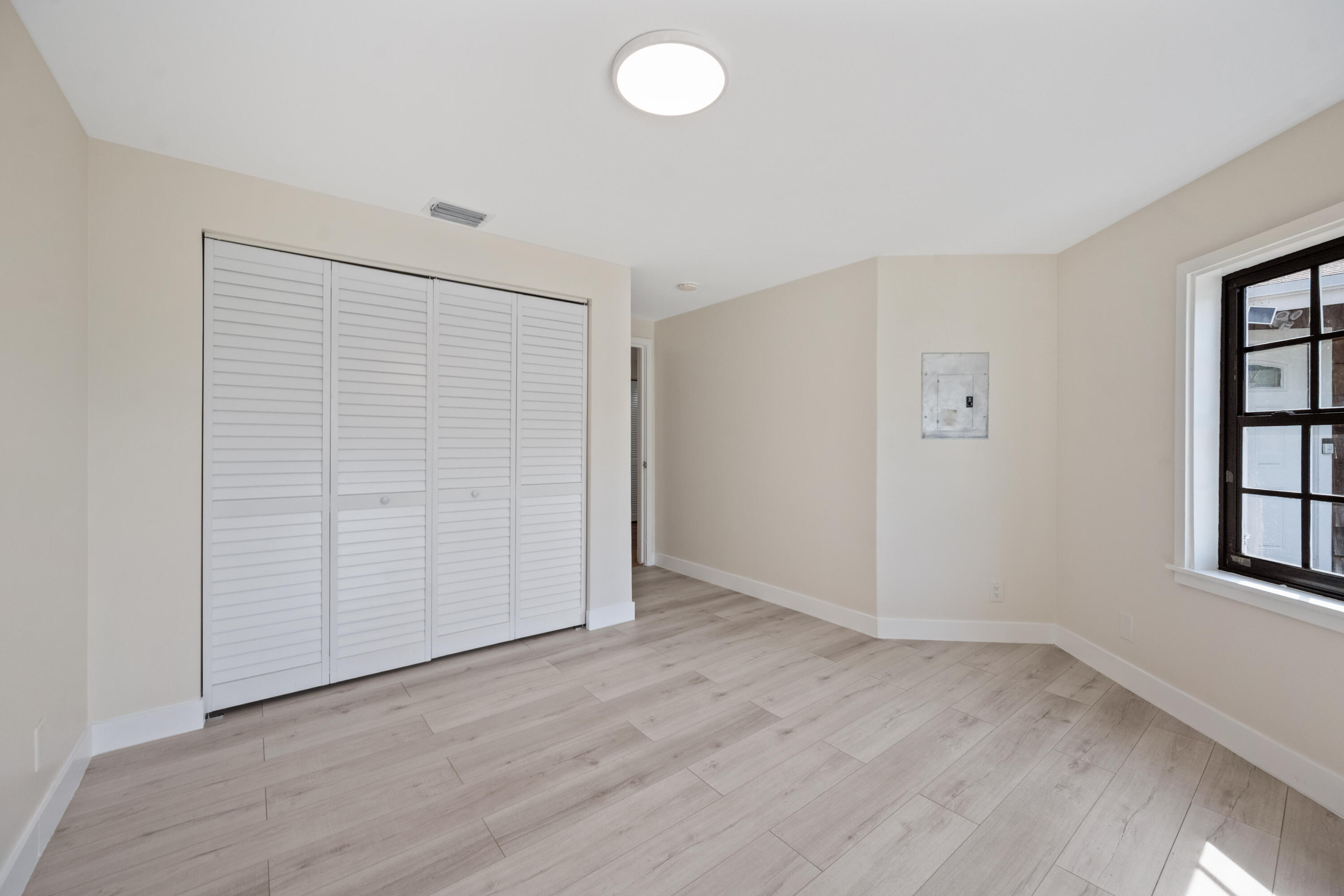 816 Chukker Road Delray Beach, FL 33483 - Photo 18 of 28 Guest Room 1