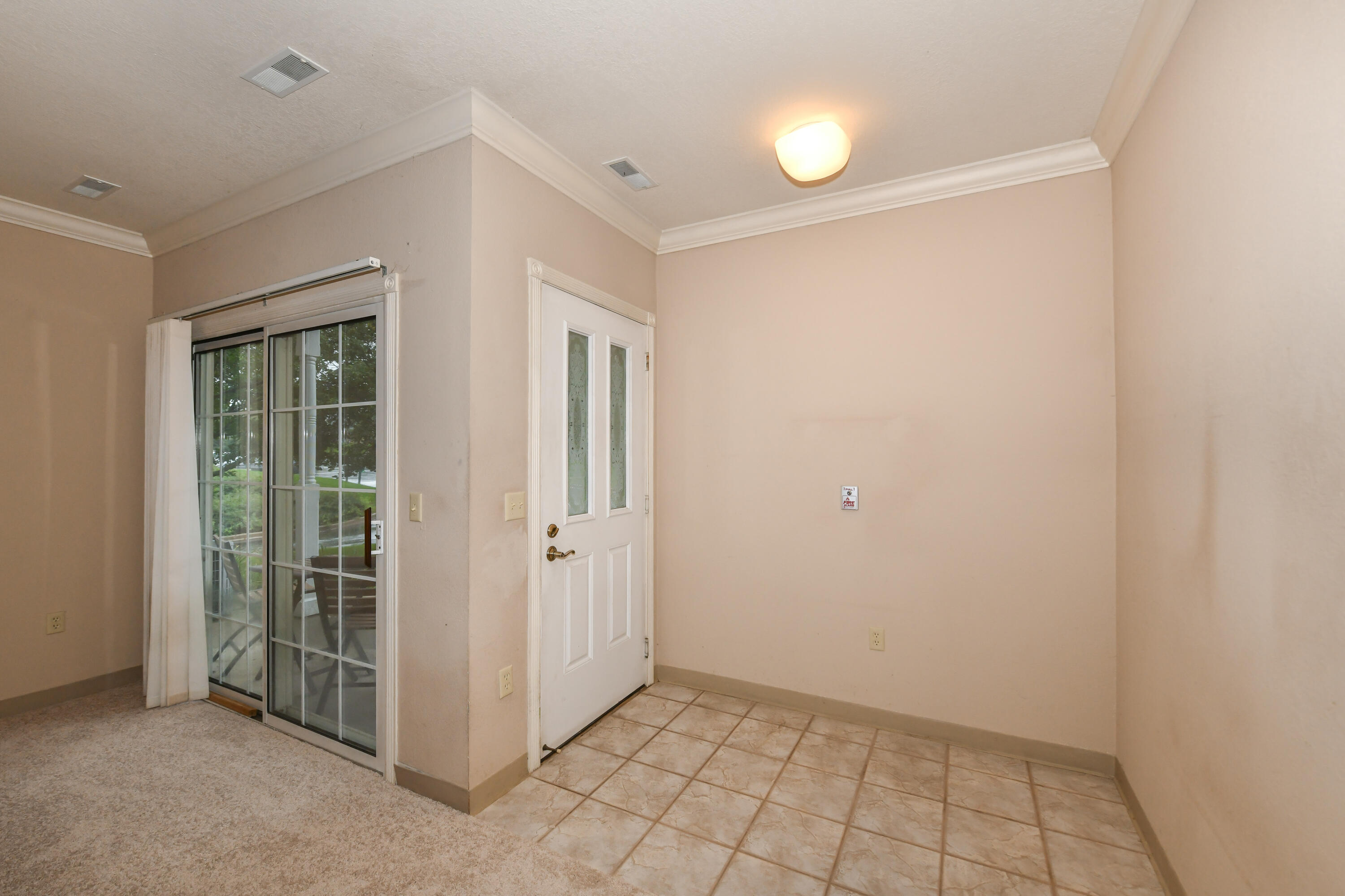 2740 Northview Road, Unit 104 Waukesha, WI 53188 - Photo 9 of 47 HEN_8287