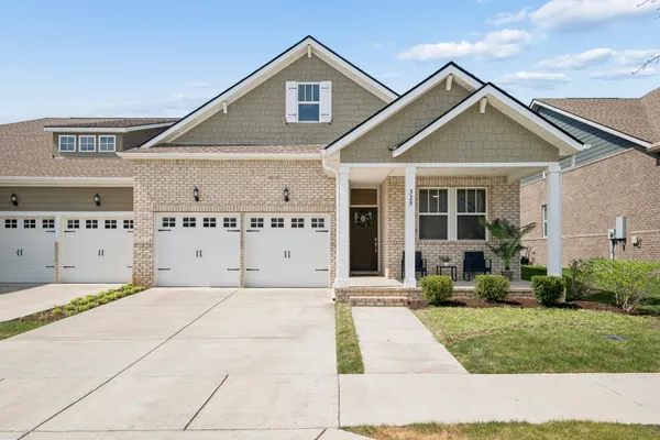 $445,000 | 325 Gingerwood Lane, Hendersonville, TN 37075