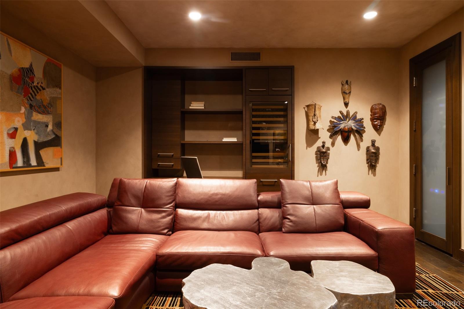 1133 14th Street, Unit 2900 Denver, CO 80202 - Photo 39 of 48 a blue and white sitting area with a rug