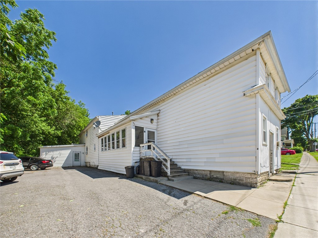 15 Perrine Street Auburn, NY 13021 - Photo 4 of 4