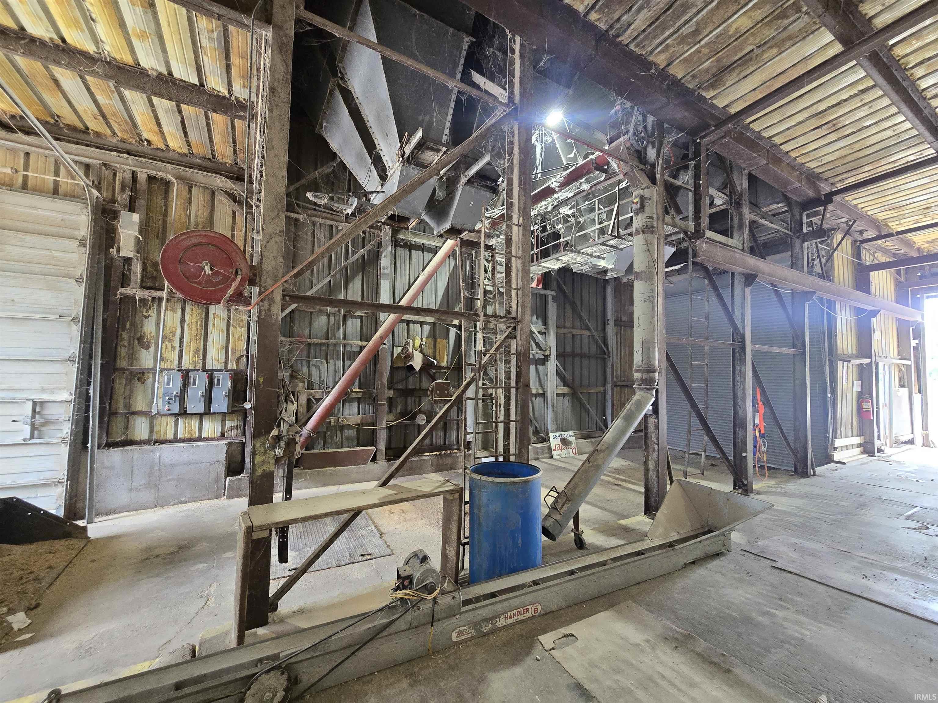 10199 South Wayne Road Warren, IN 46792 - Photo 14 of 29